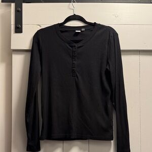 GAP Black Ribbed Button Henley Long Sleeve Shirt  Top size Large L